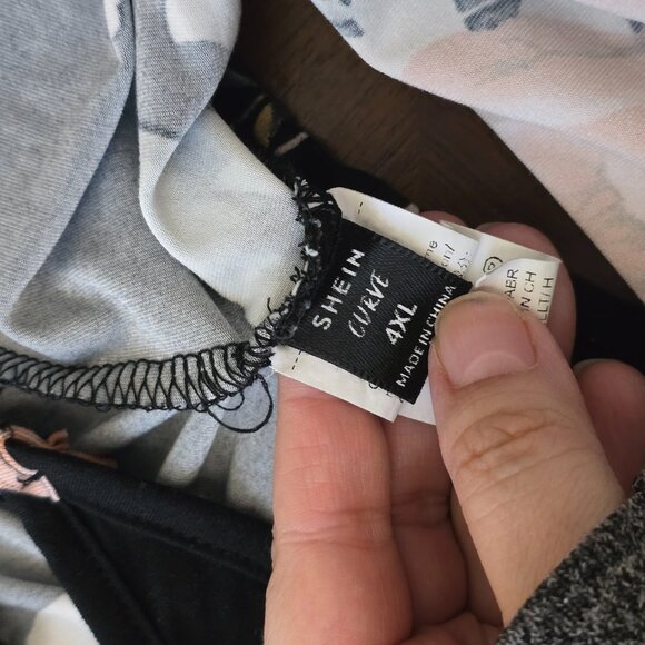 Women's Plus Black Floral Bodysuit 4x - Picture 3 of 5